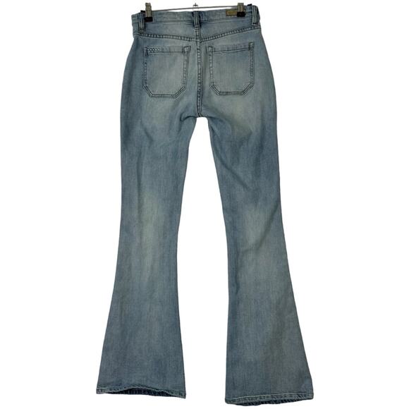 Blank NYC Cosmic High Flare Leg Jeans Light Wash Pockets Low Rise Retro Size 26 - Picture 3 of 10